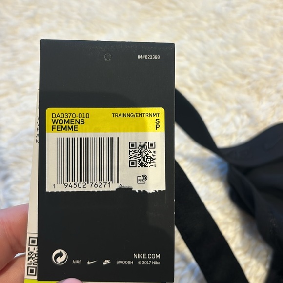 Brand new Nike tank top size small - Picture 6 of 6